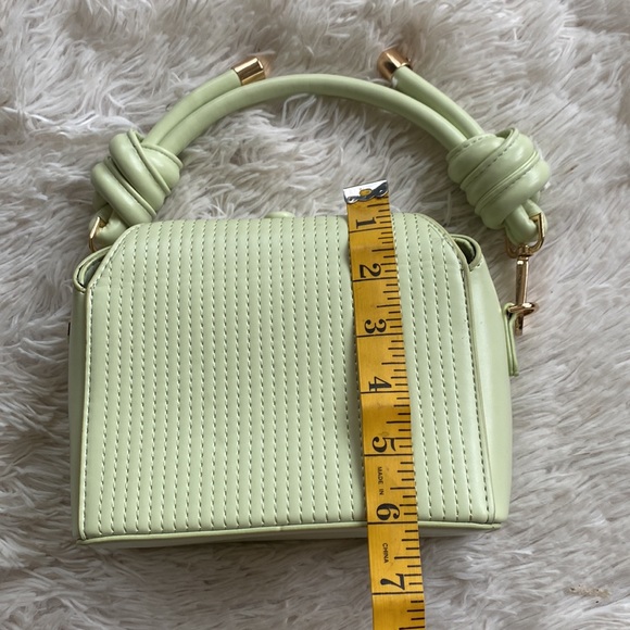 Lime green cute hand bag - Picture 7 of 9